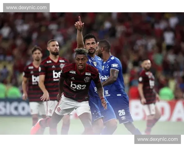 蓝黑与红蓝的激情碰撞：国际米兰与巴黎圣日耳曼的荣耀对决